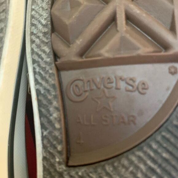 Converse sneakers for ladies - Picture 6 of 7